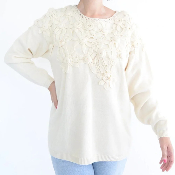 Rafaella Cream 52% Lambswool Floral  Applique Knit Sweater Med - Picture 1 of 13